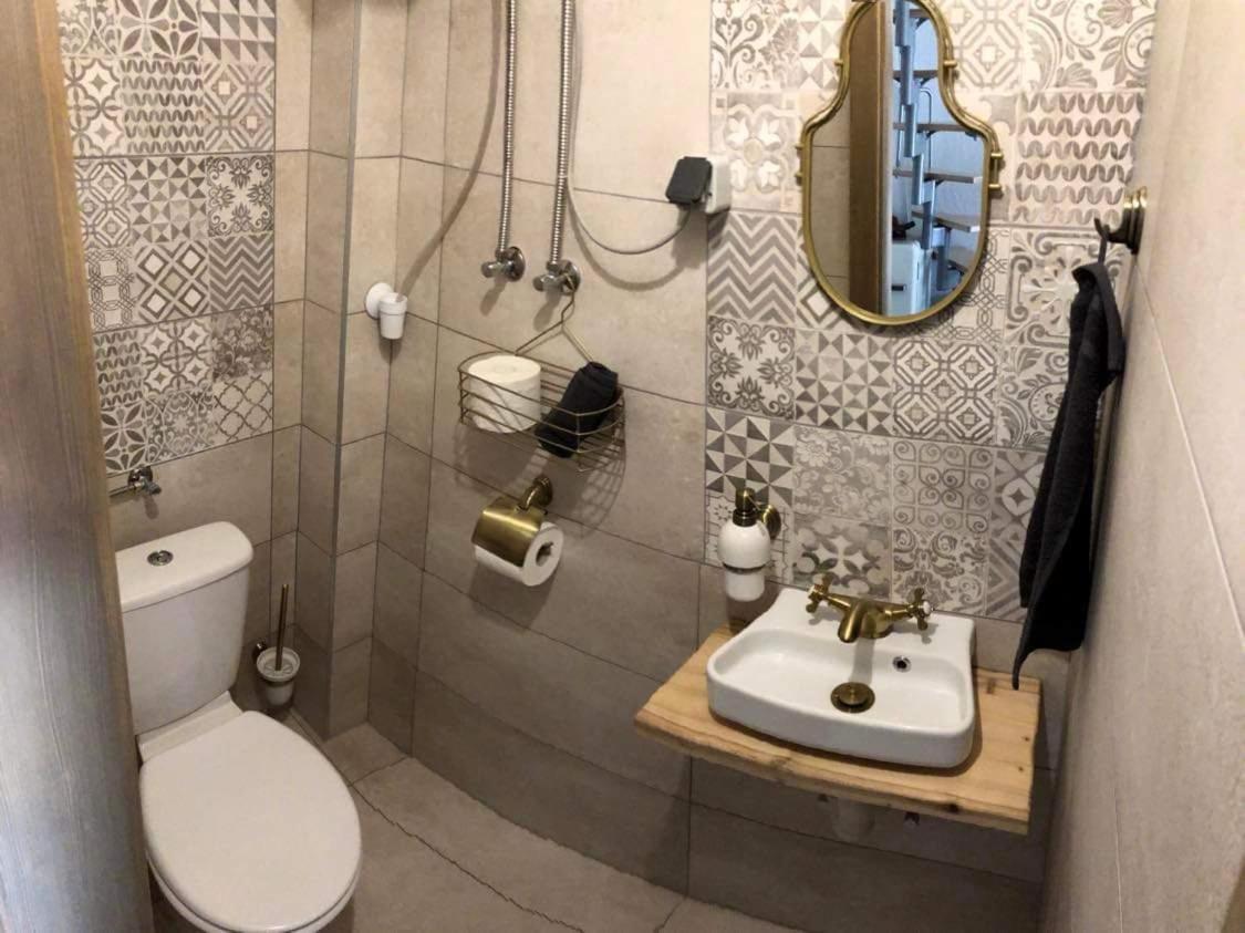 Appartement Prés-Lak à Tarján Extérieur photo