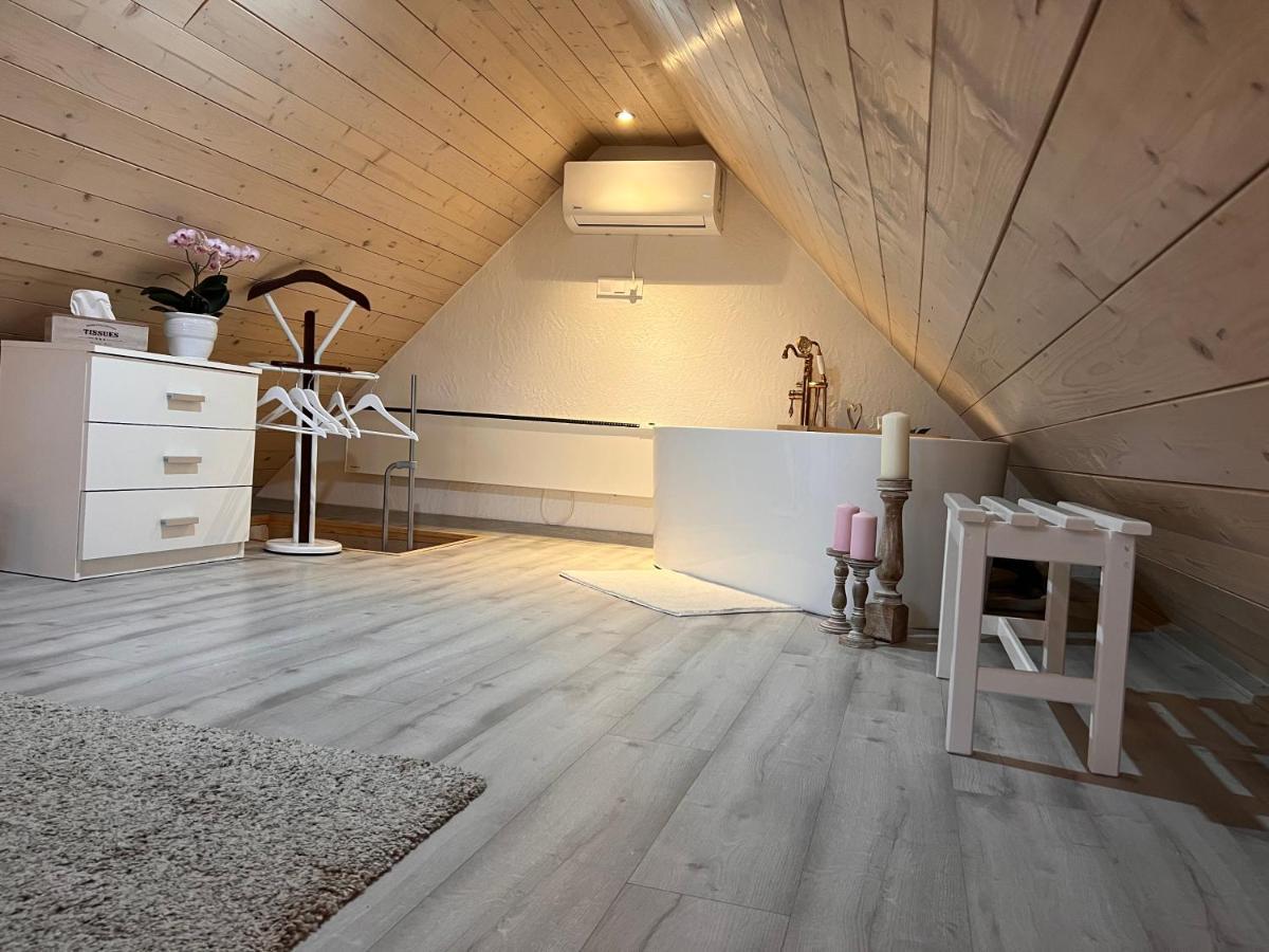 Appartement Prés-Lak à Tarján Extérieur photo
