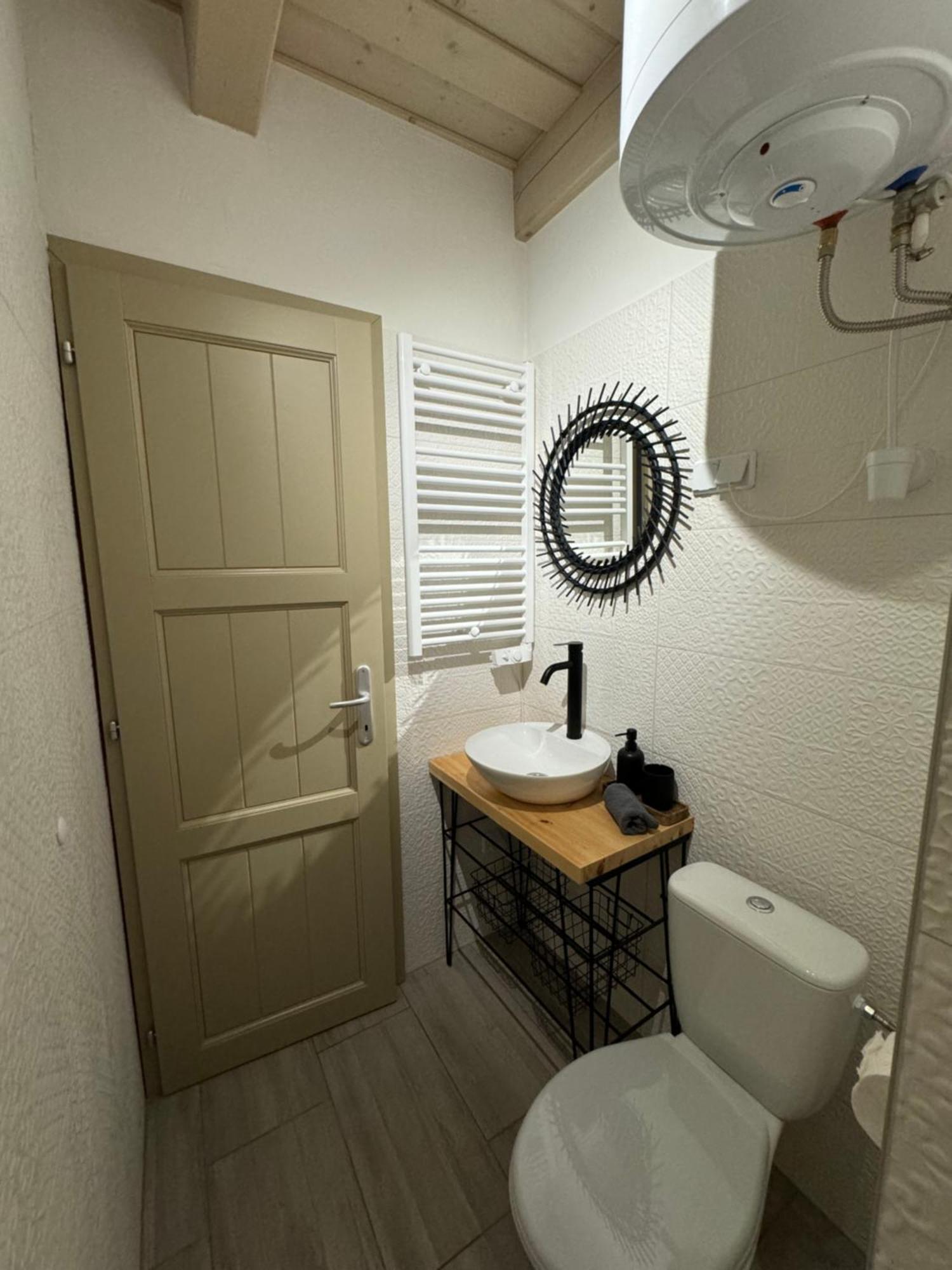Appartement Prés-Lak à Tarján Extérieur photo